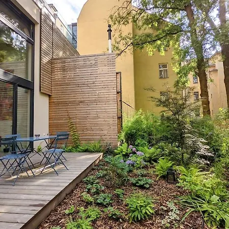Oasis Romantique Avec Jardin アパート *