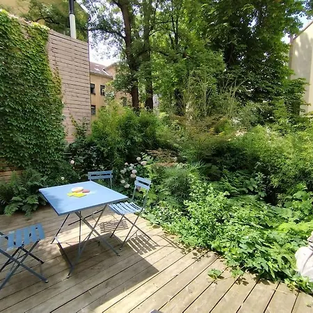 Oasis Romantique Avec Jardin * Prague